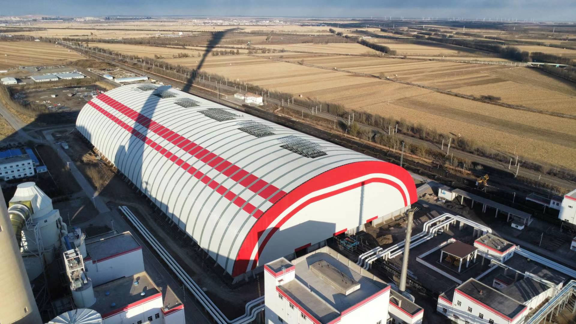 內蒙古京科發電有限公司科右中熱電廠擴建工程封閉煤場PC工程