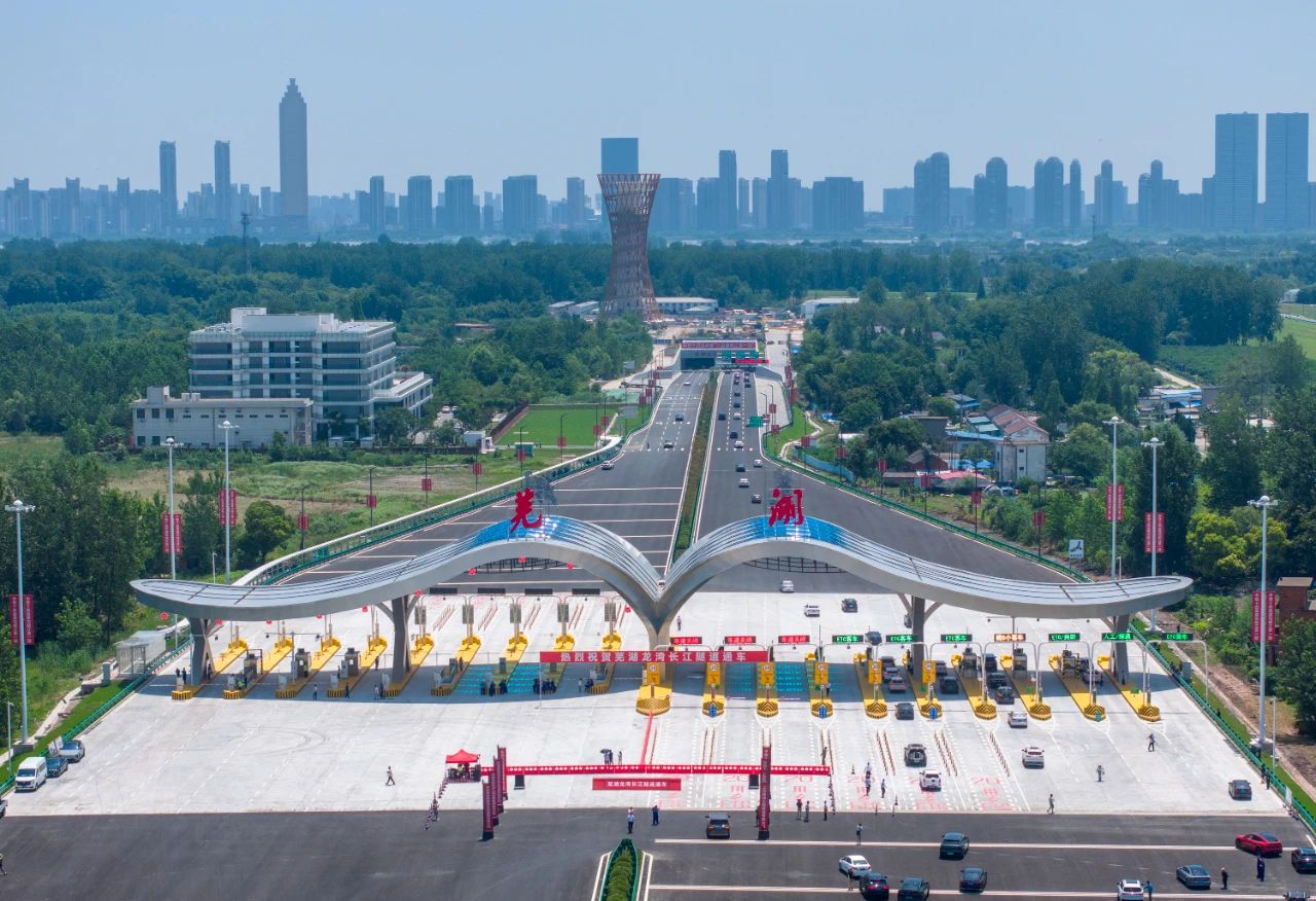 蕪湖城南過江隧道項(xiàng)目江南隔聲罩制安工程